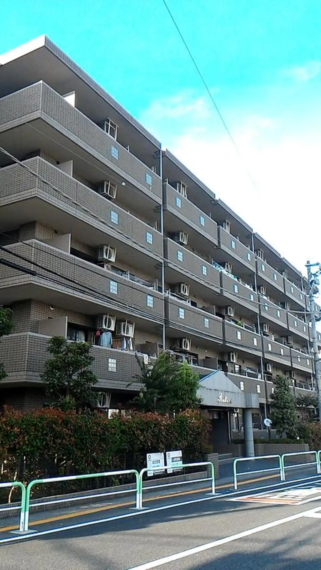 ブリリアント 外観