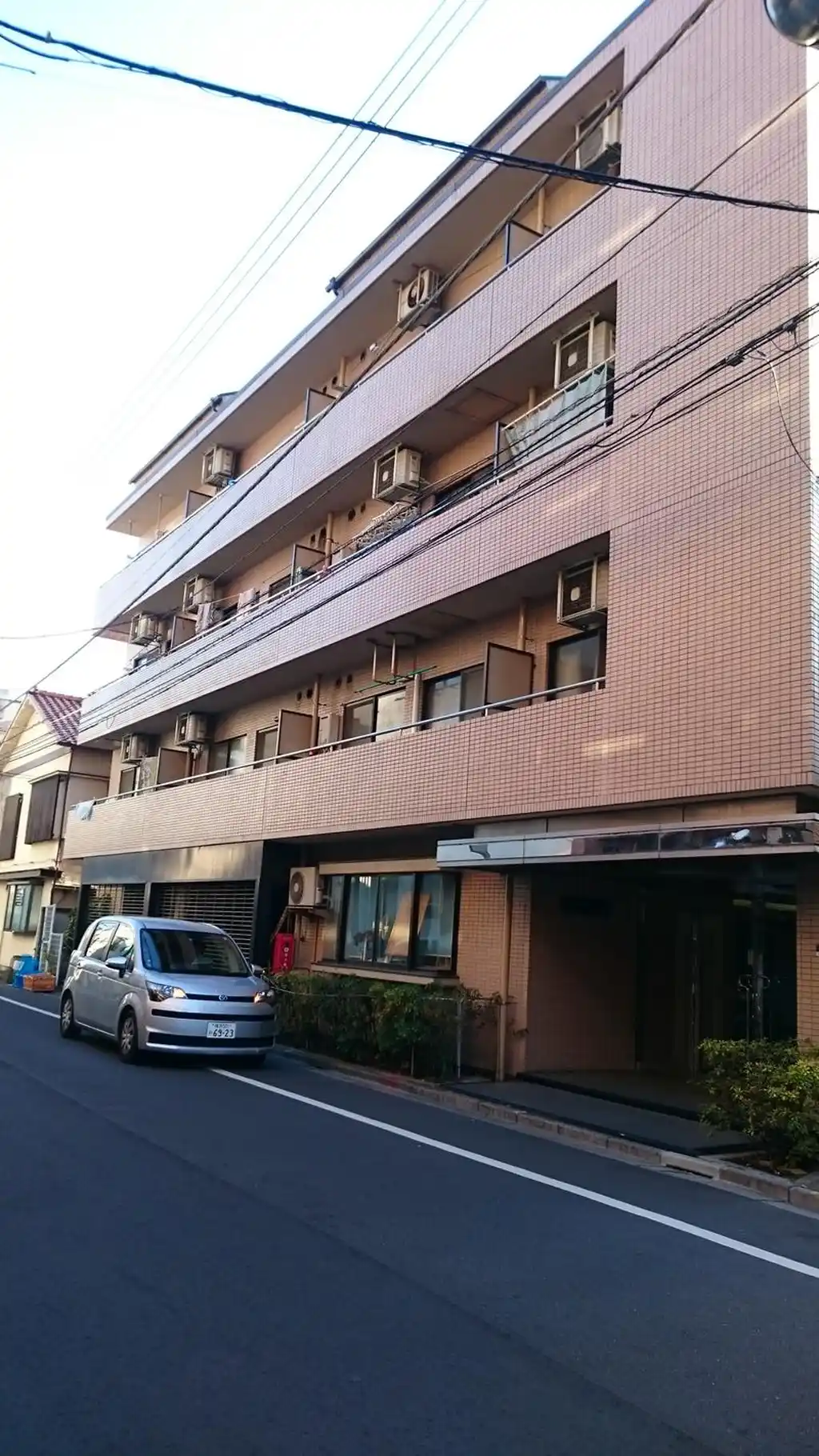 インフィニ 外観