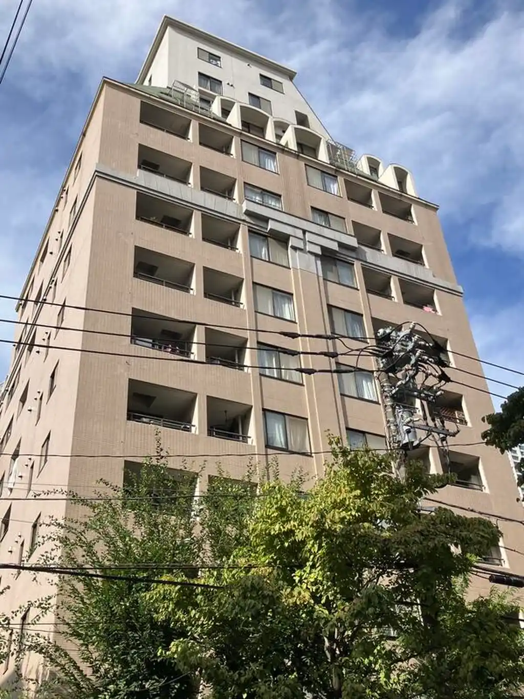 アクシア新宿御苑 外観