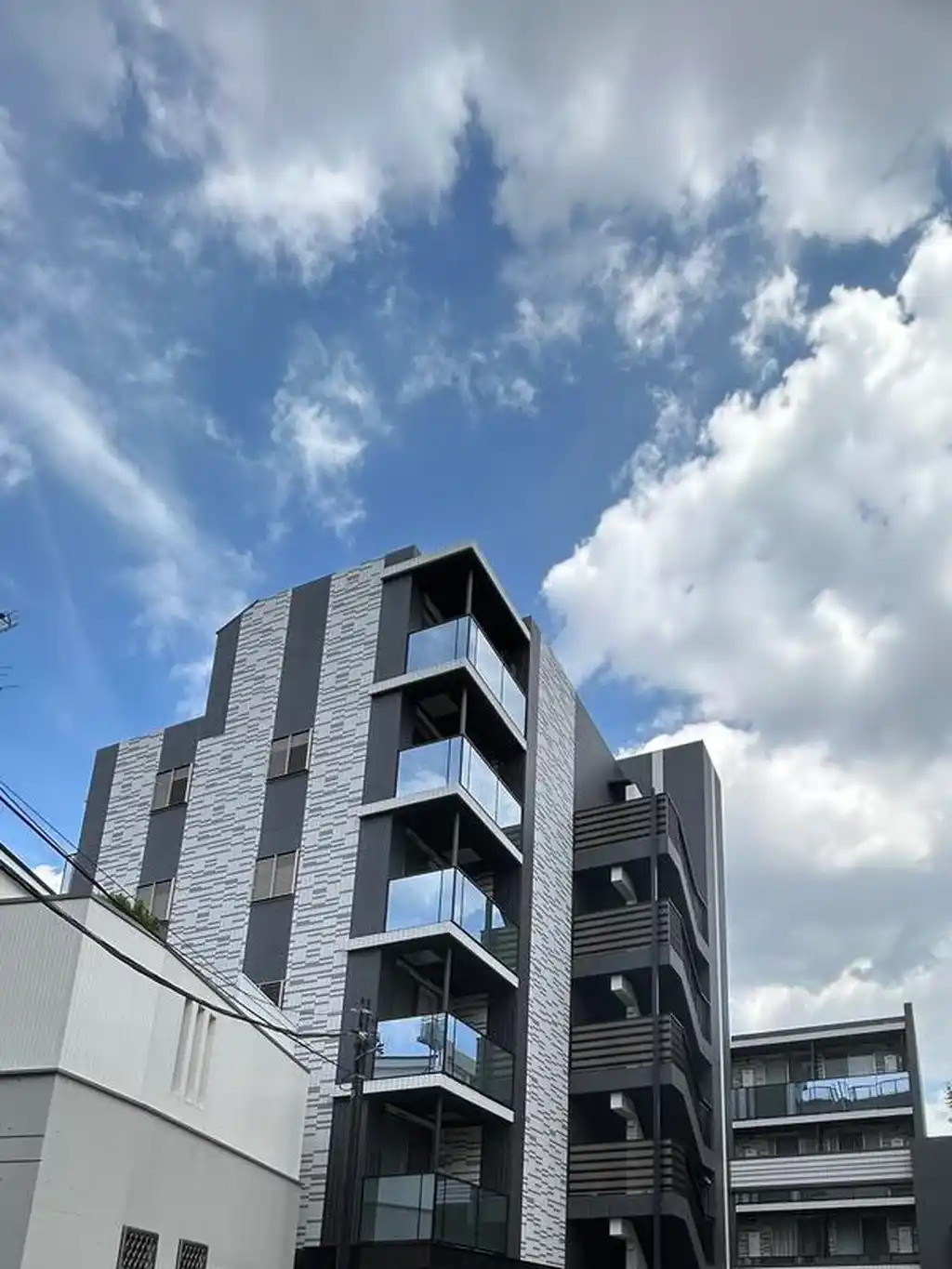 ロアール千鳥町駅前 外観