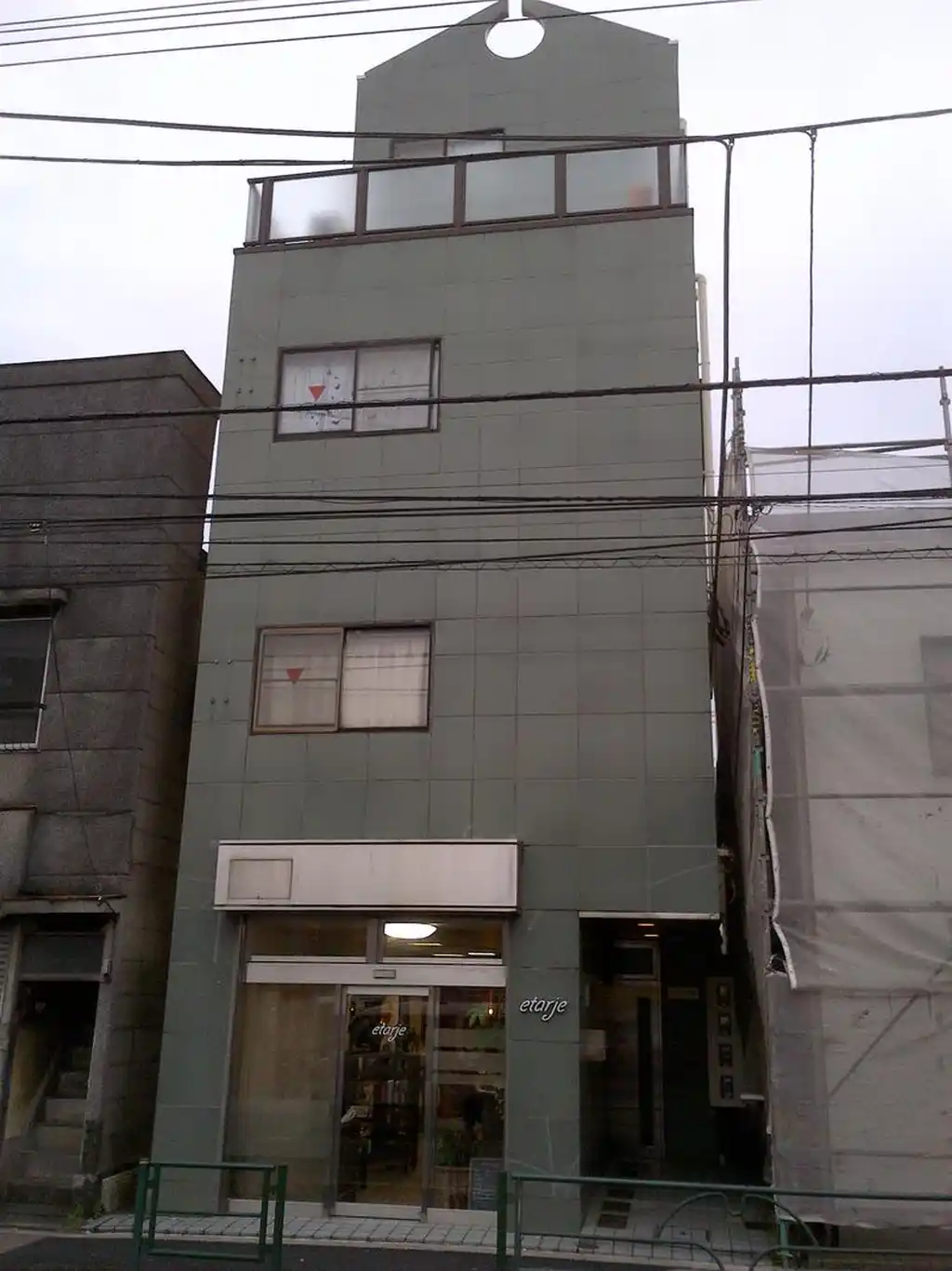 クレエ中野 外観
