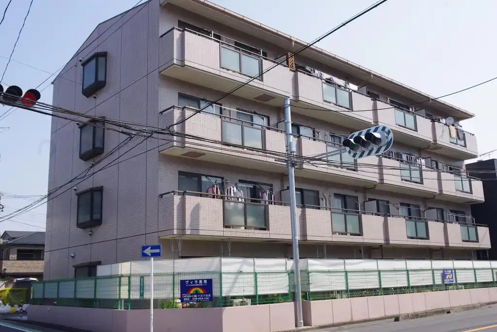 ヴィラ里見 外観