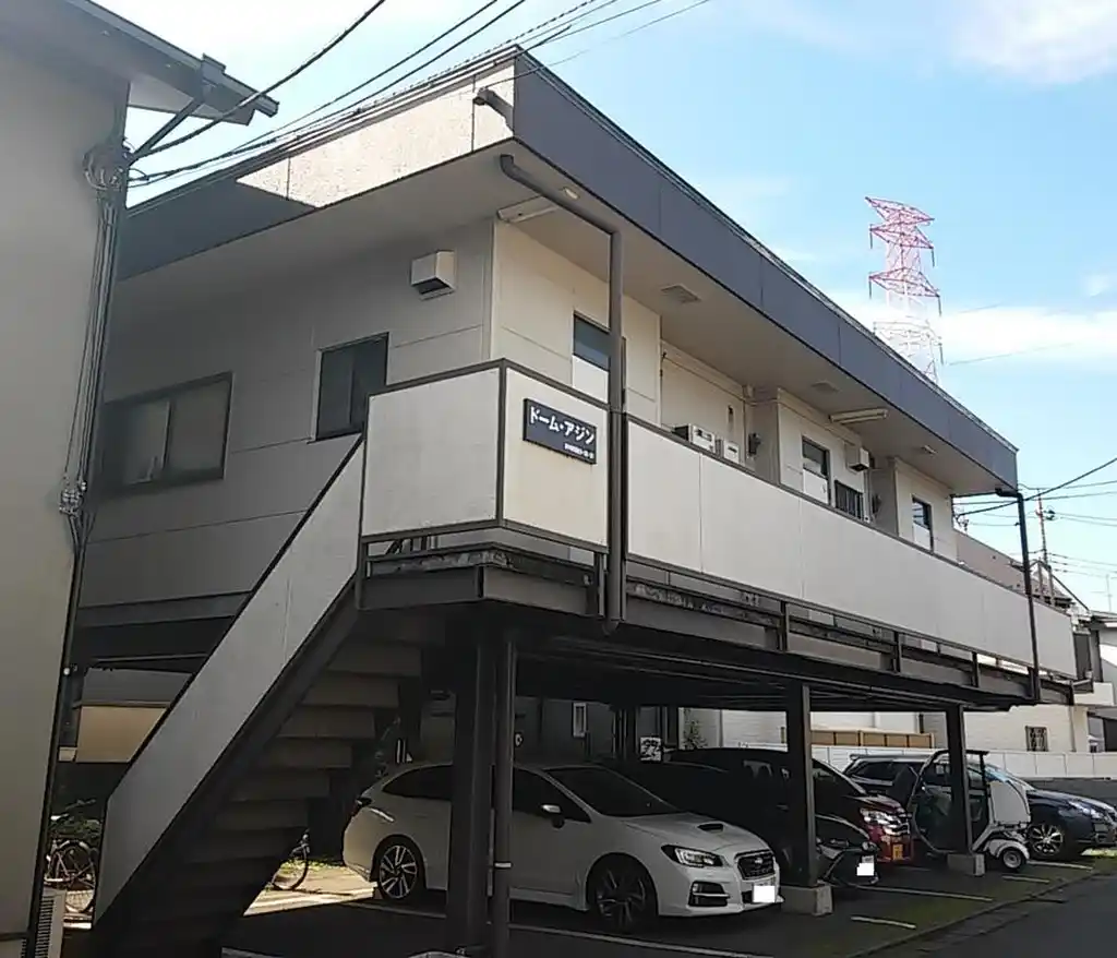 ドーム・アジン 外観