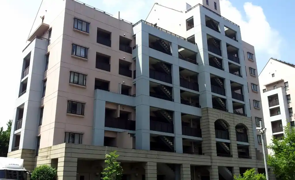 コープタウン見附橋2-51-3号棟 外観