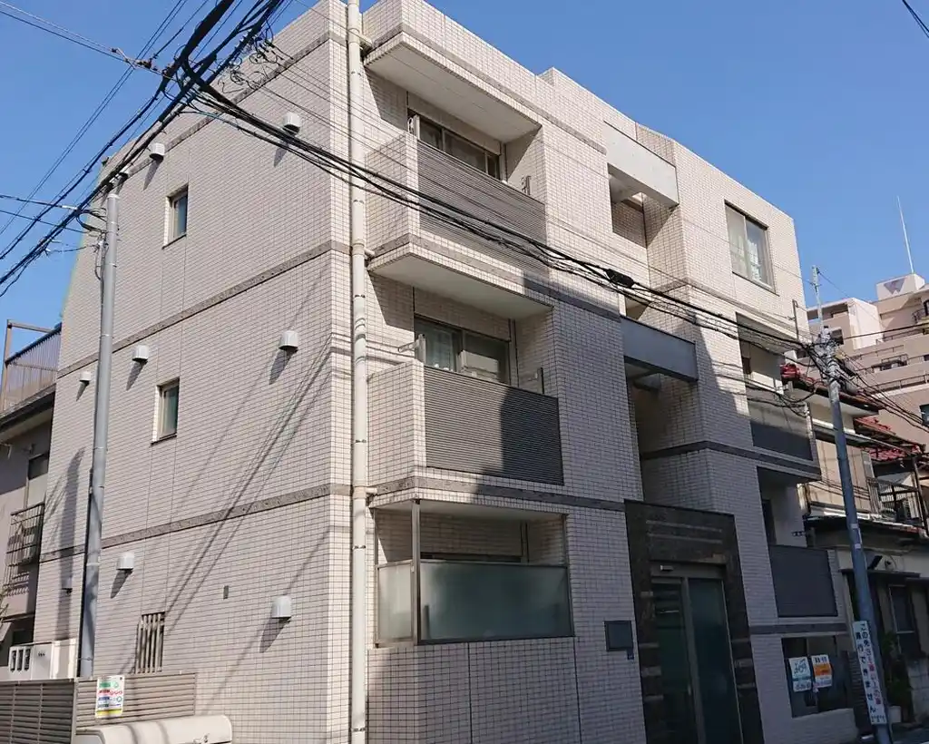 カルムリビオン 外観
