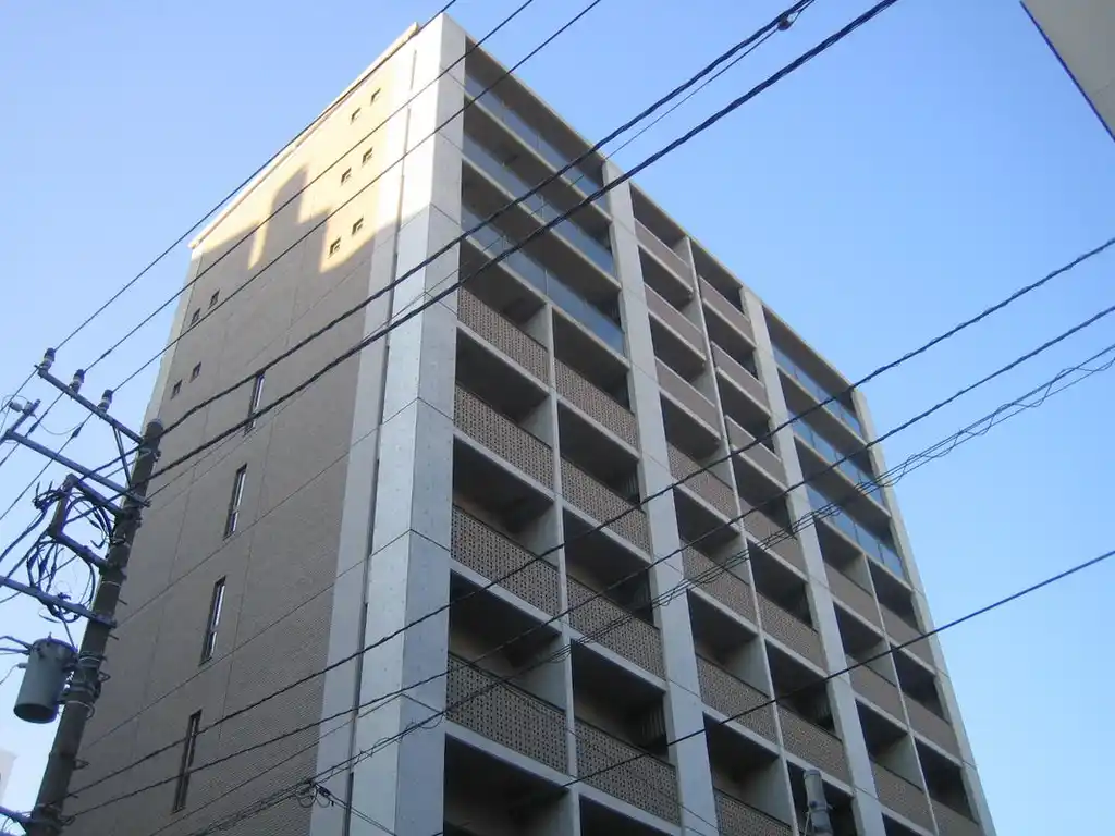 ウェルカーサ横浜関内 外観