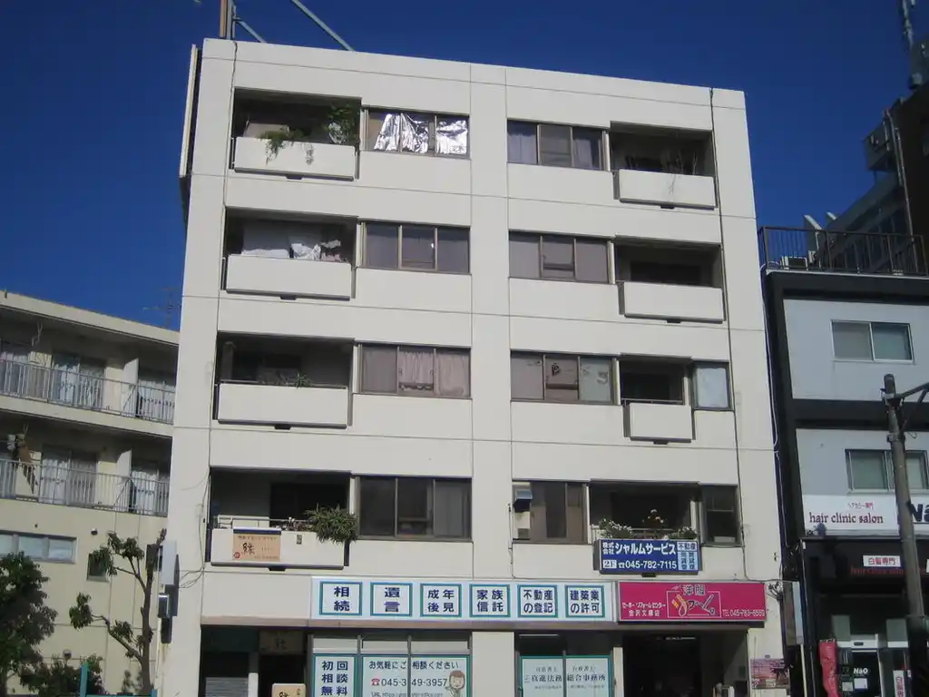 ニューシャルム金沢文庫 外観