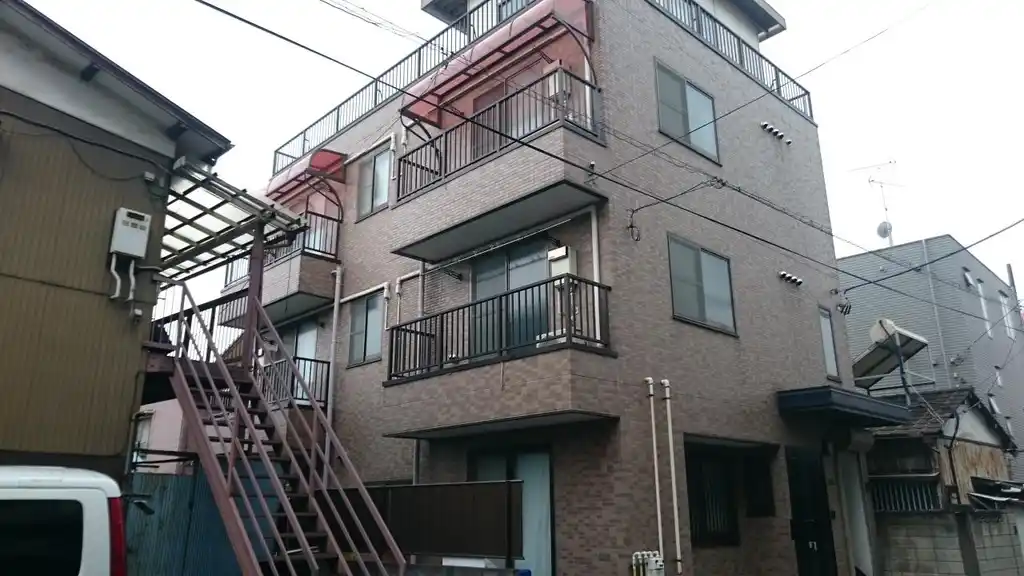 オゾン 外観