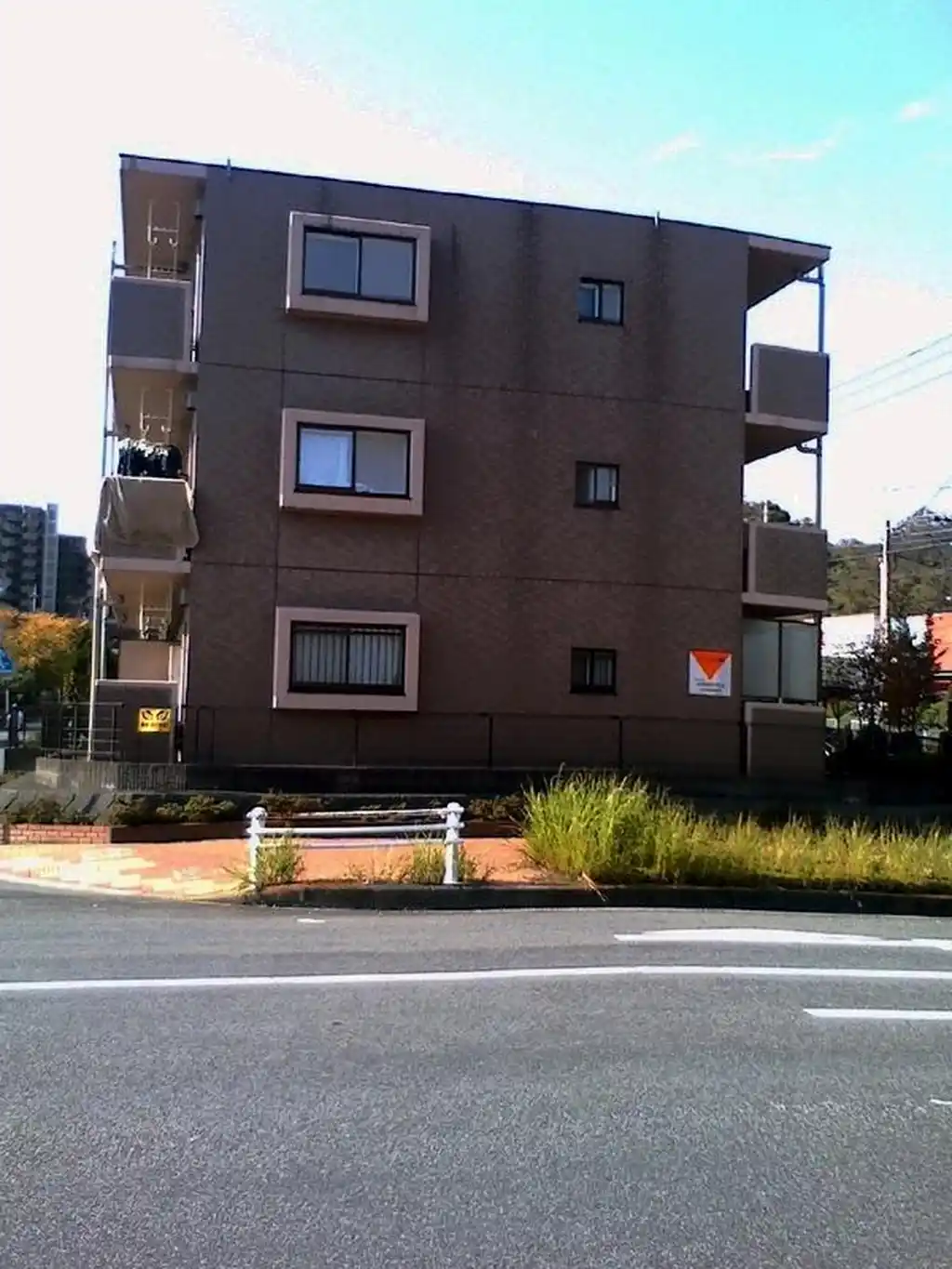 モンシェル多摩境 外観
