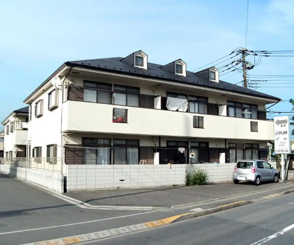 コートサイド西原B 外観