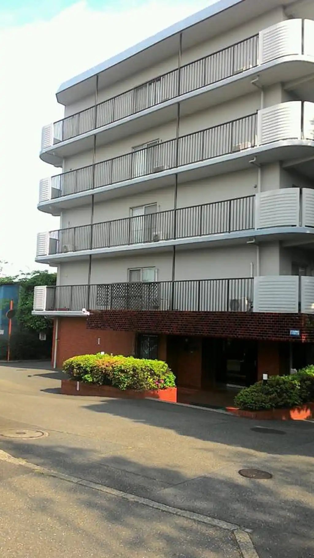 日商岩井鷺沼マンション 外観