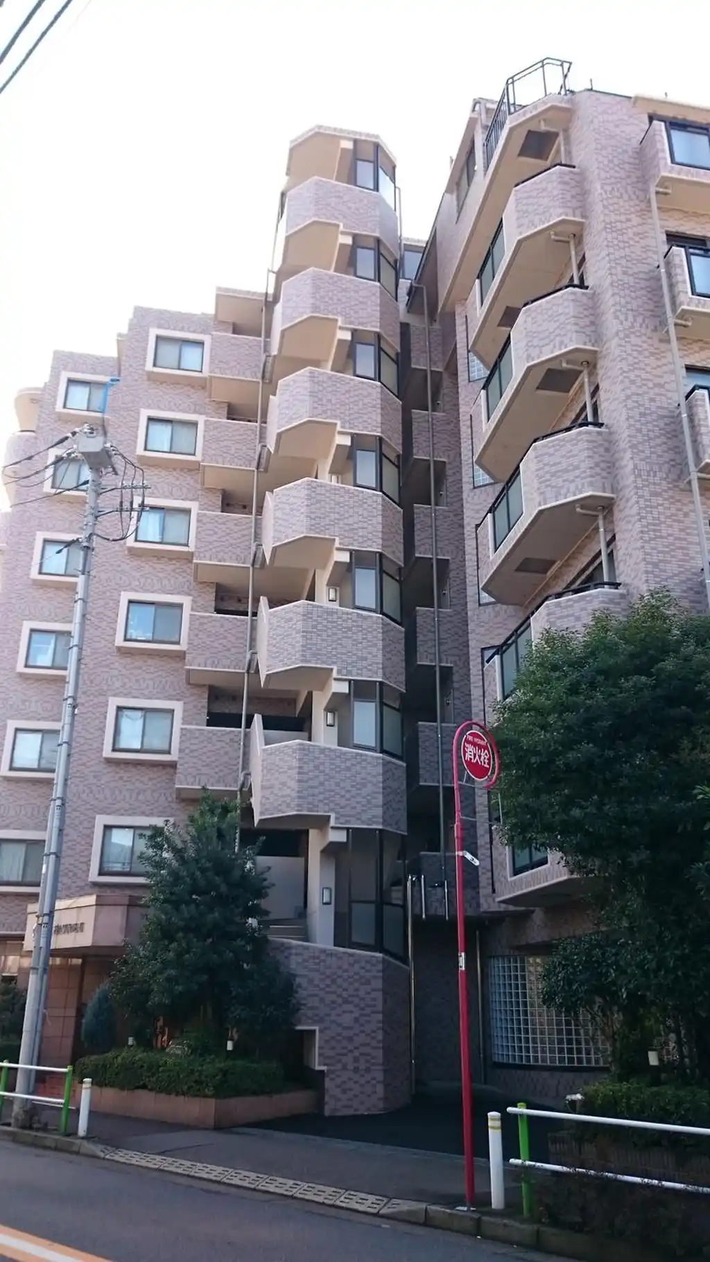 セザール第二蓮根 外観