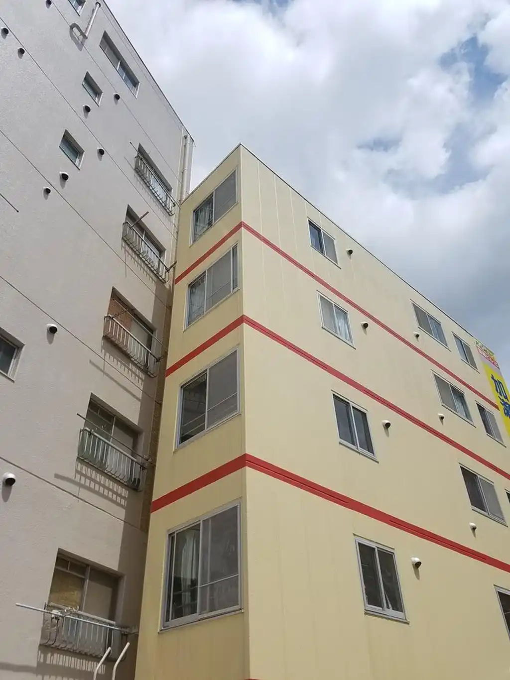 プラーズ初音町 外観