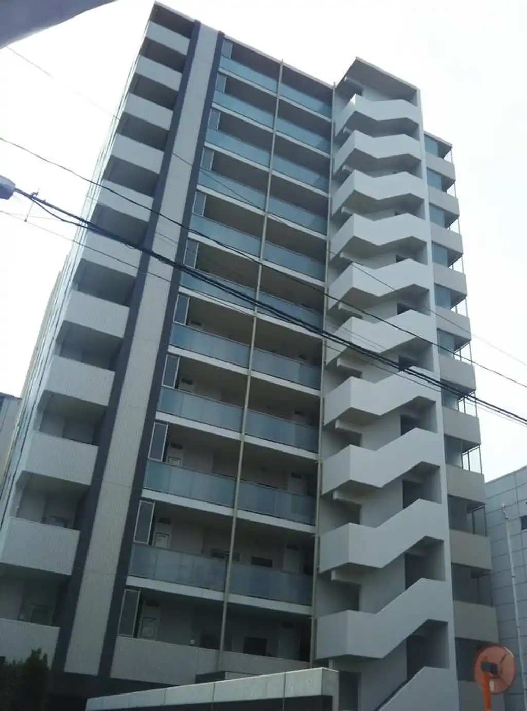 プレシス立川リベルタ 外観
