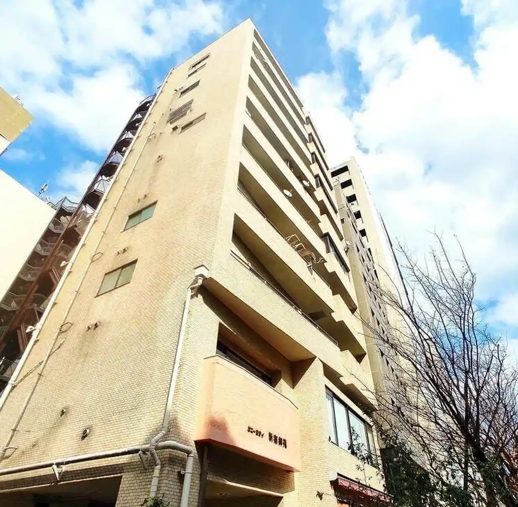 サニーシティ新宿御苑 外観