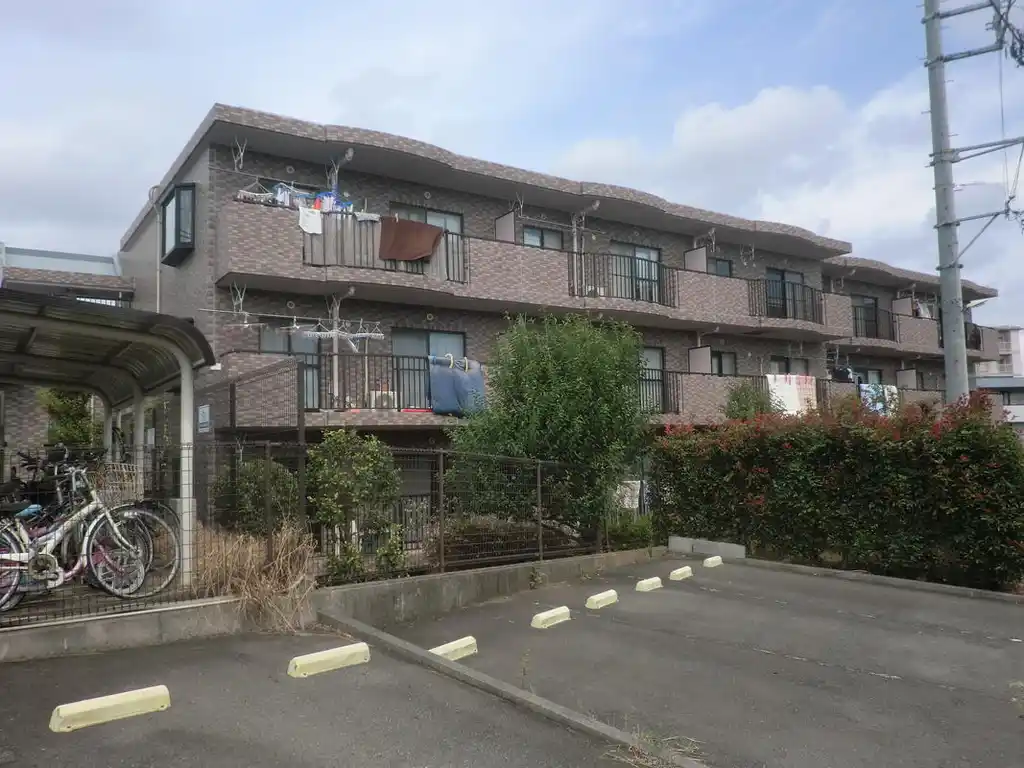 フローラ湘南B棟 外観