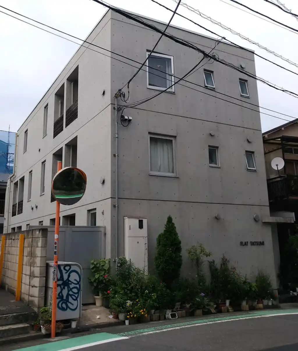 フラットタツミ 外観