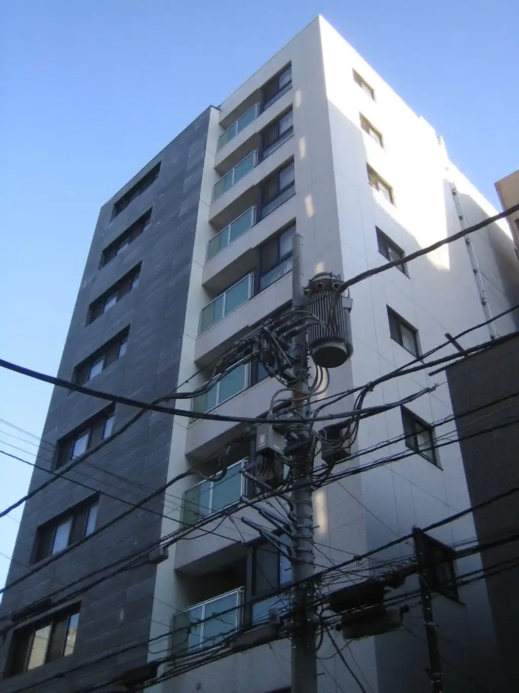 プラウドフラット横浜 外観