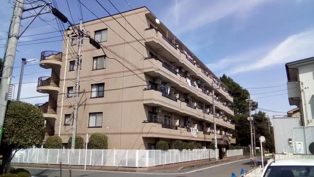 ハイメゾン橋本II 外観