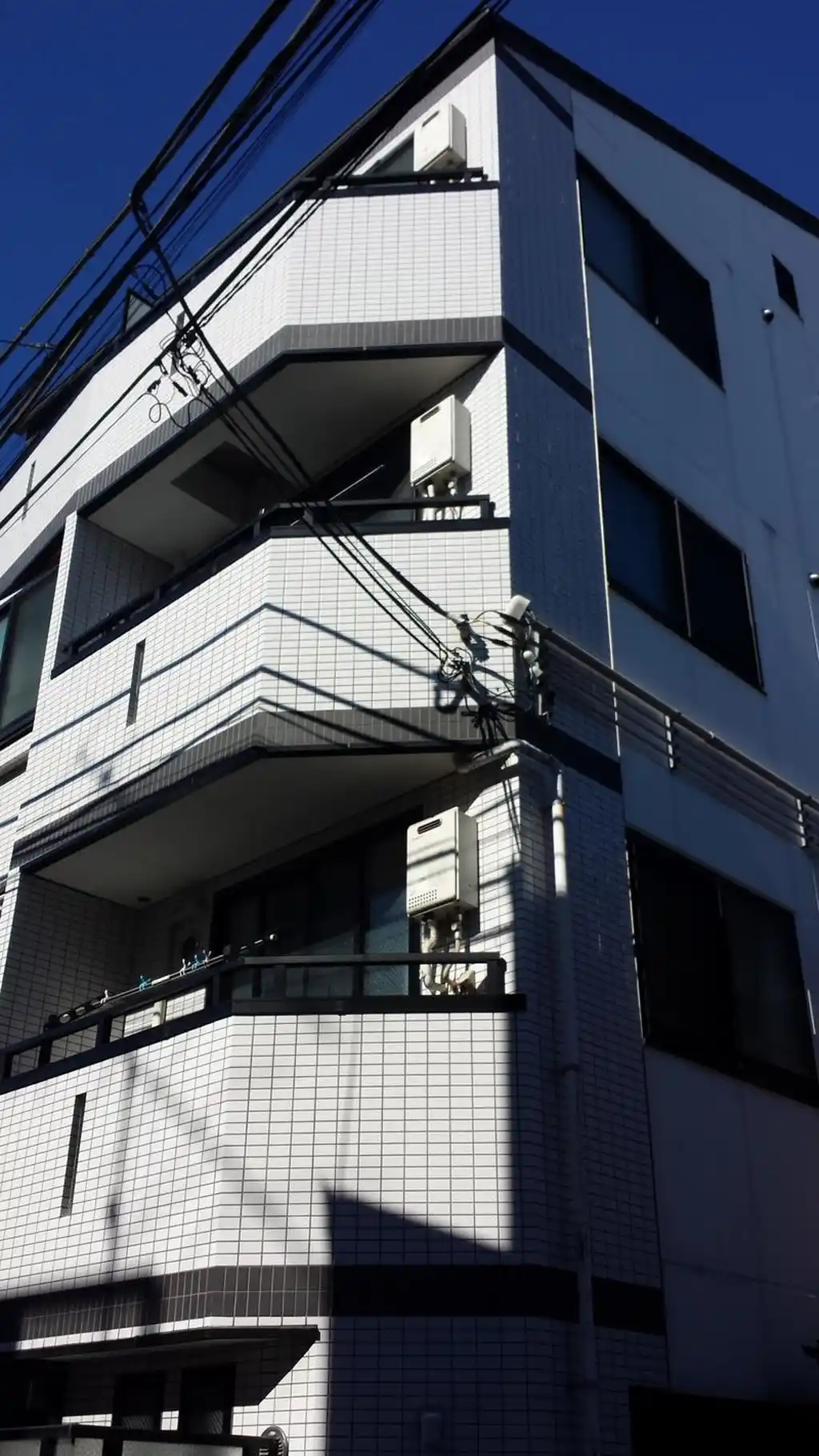 モンシャトー中野新井館 外観