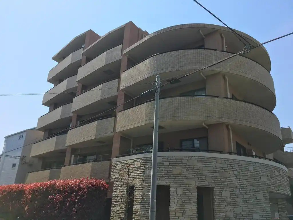 クレストフォルム氷川台 外観