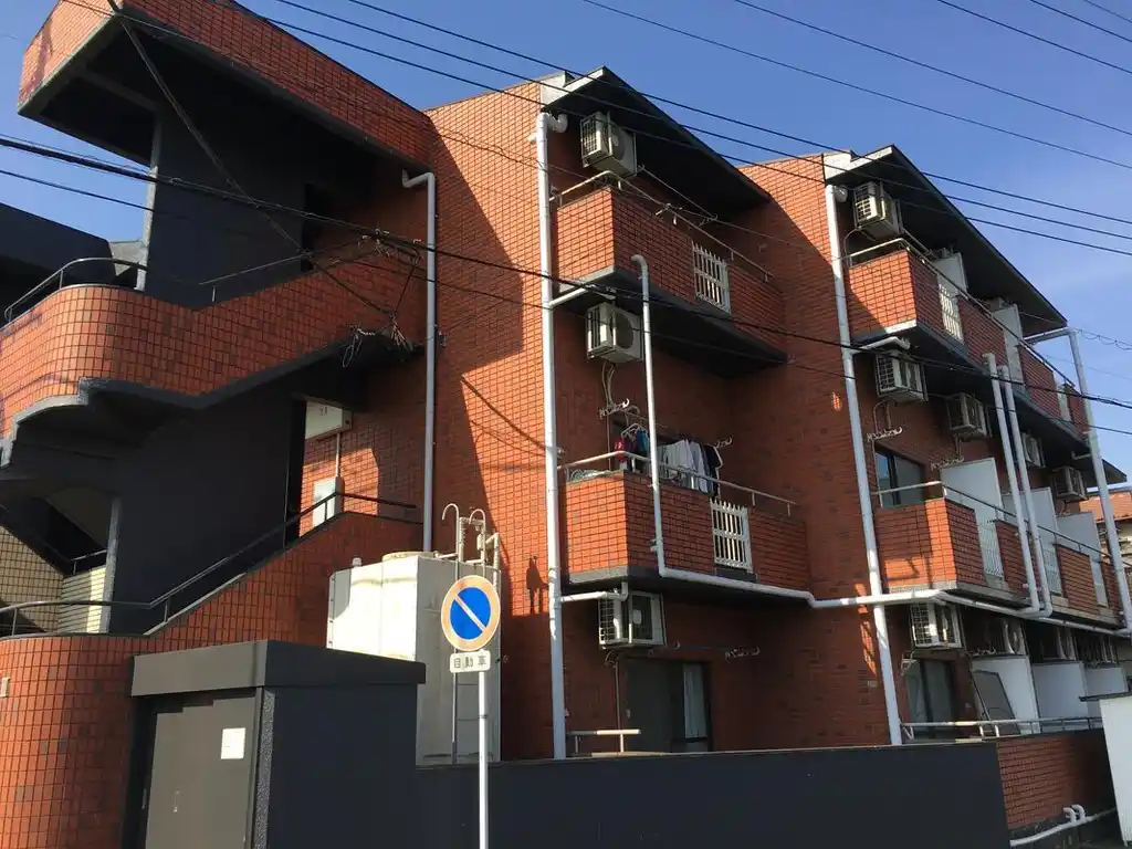 シティパレス脚折3 外観