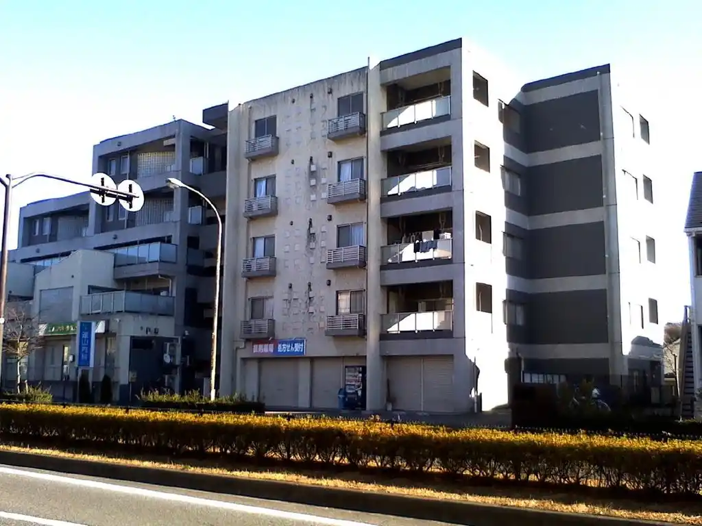 MONTPARTHEモンパルテ 外観