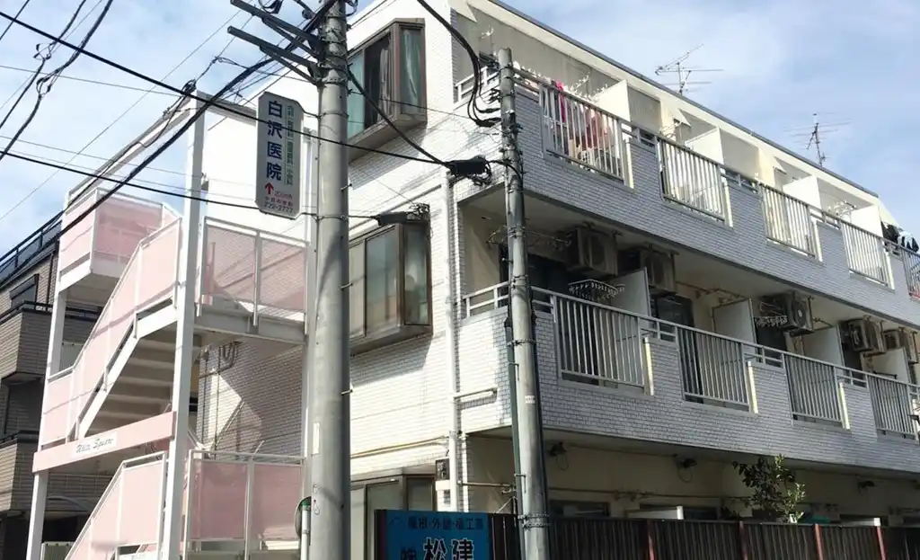 ホワイトスクエア 外観