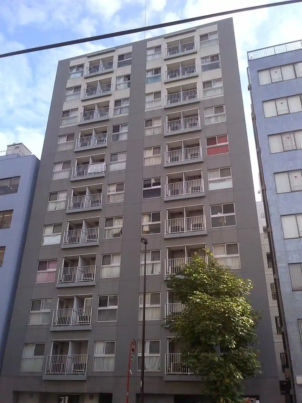 プレール・ドゥーク神田 外観