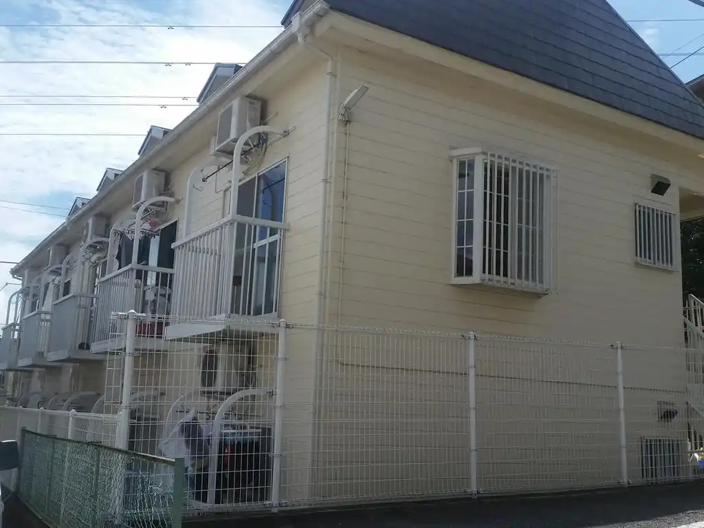 アゼリア七番館 外観