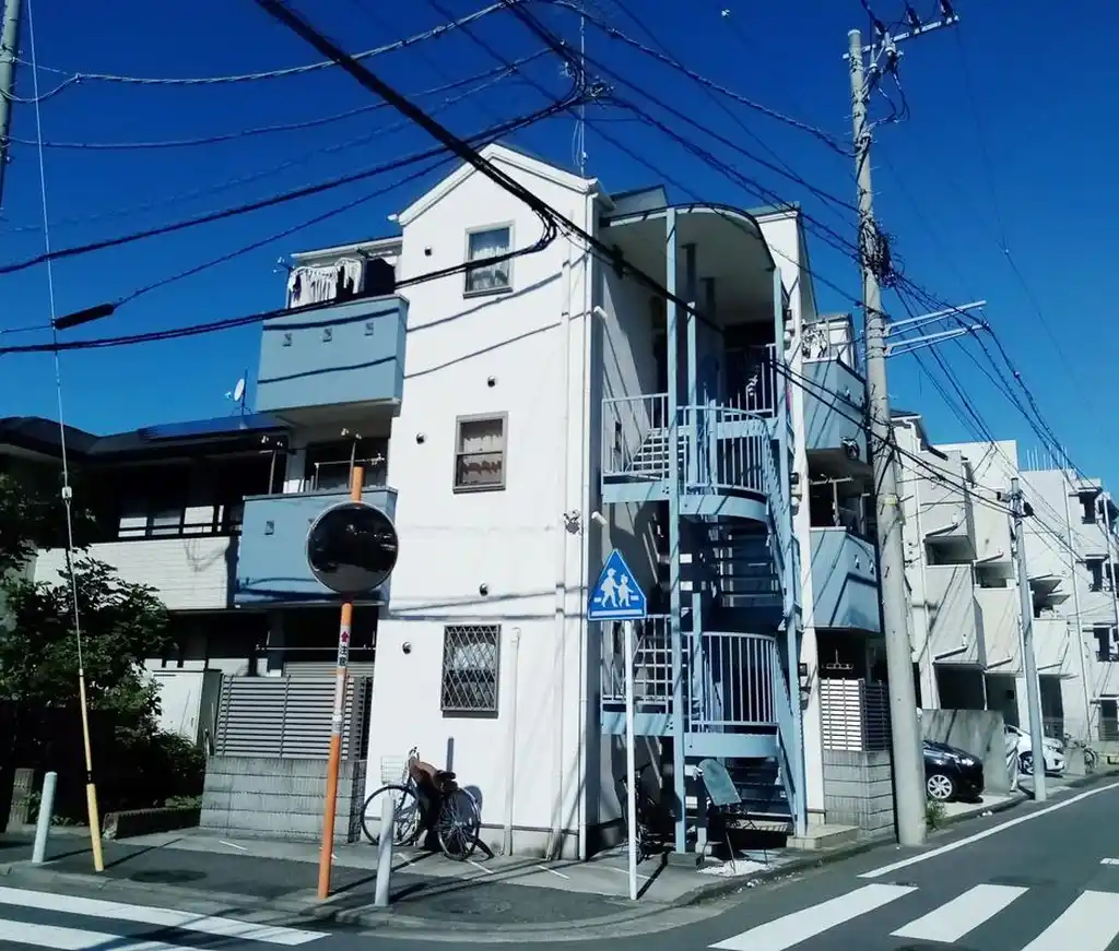 ブルーメール横浜 外観
