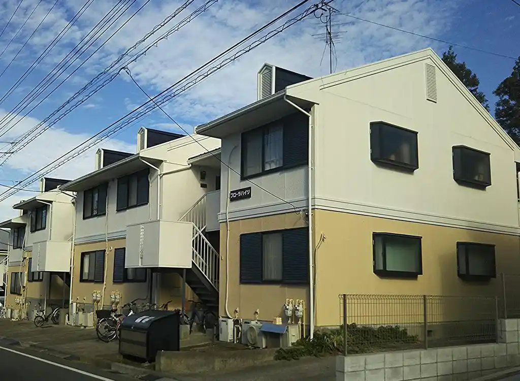 フローラハイツ 外観