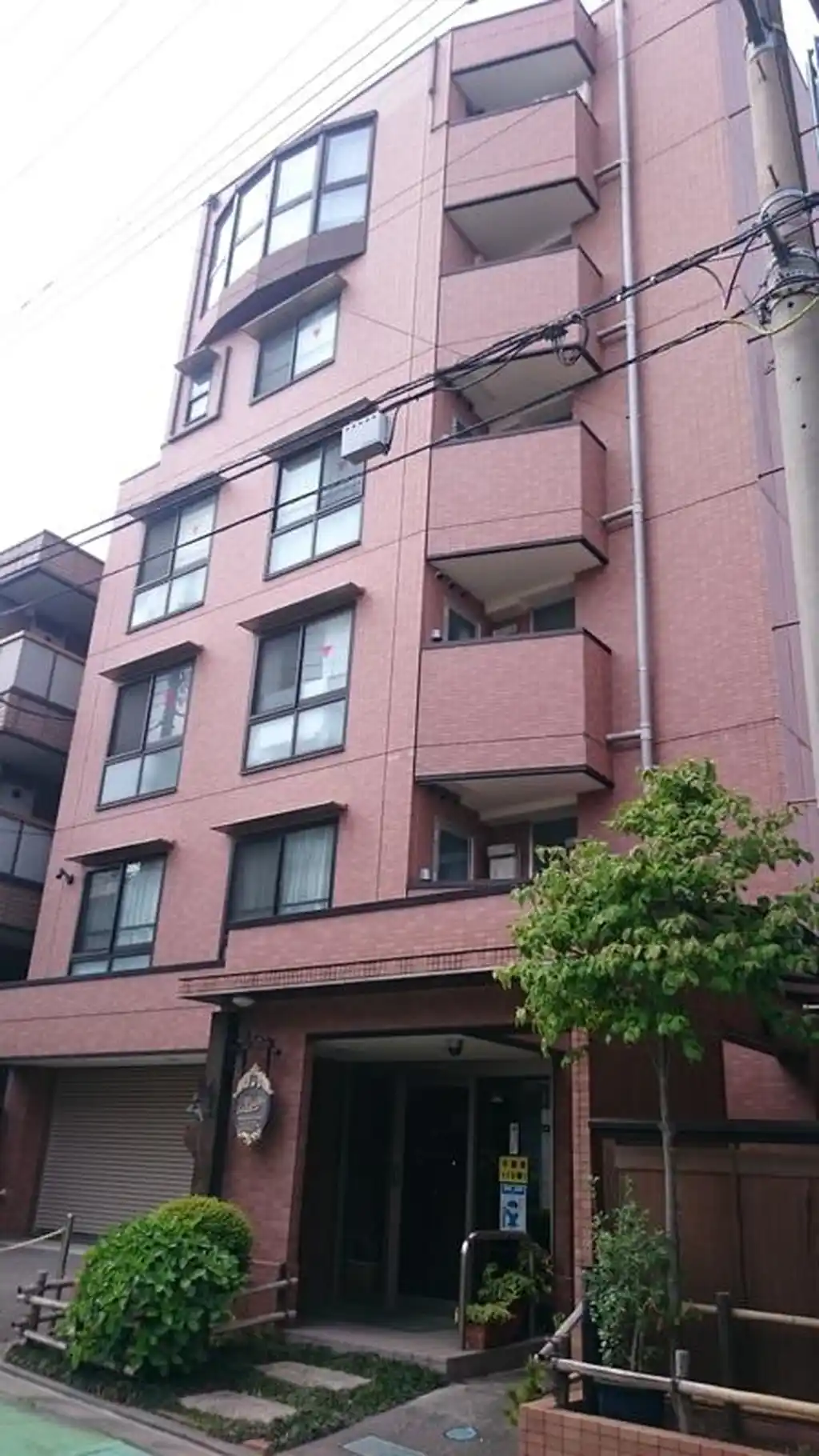 ラ・ペジーブル 外観