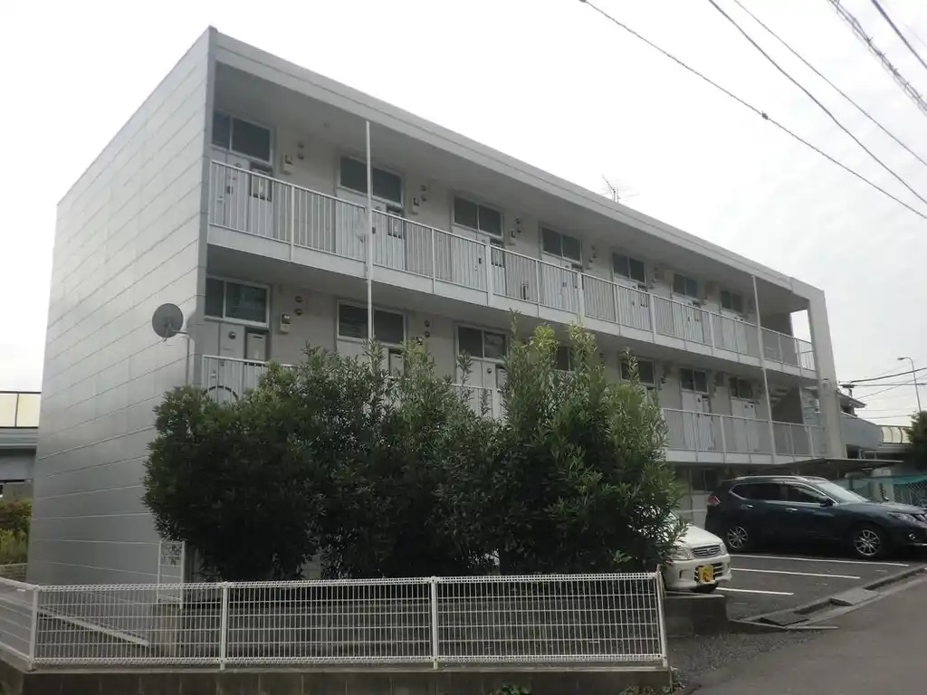 レオパレスフレッシュIII 外観