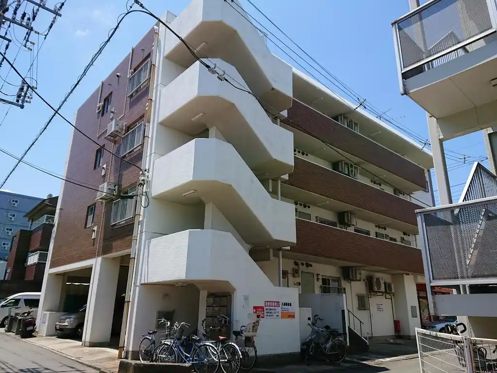 コーポラス飯田 外観