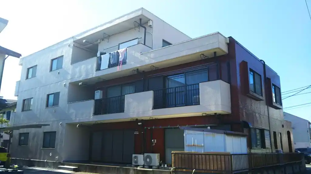 ラ・フィネヤマダ 外観