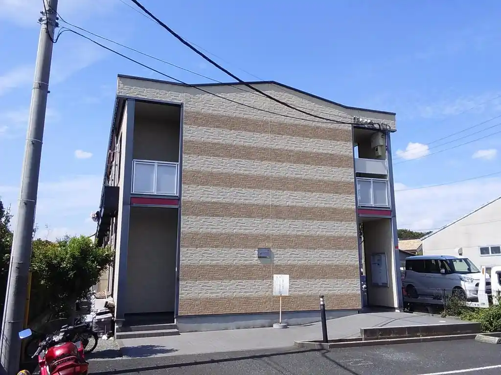 レオパレスクレーンヒル 外観