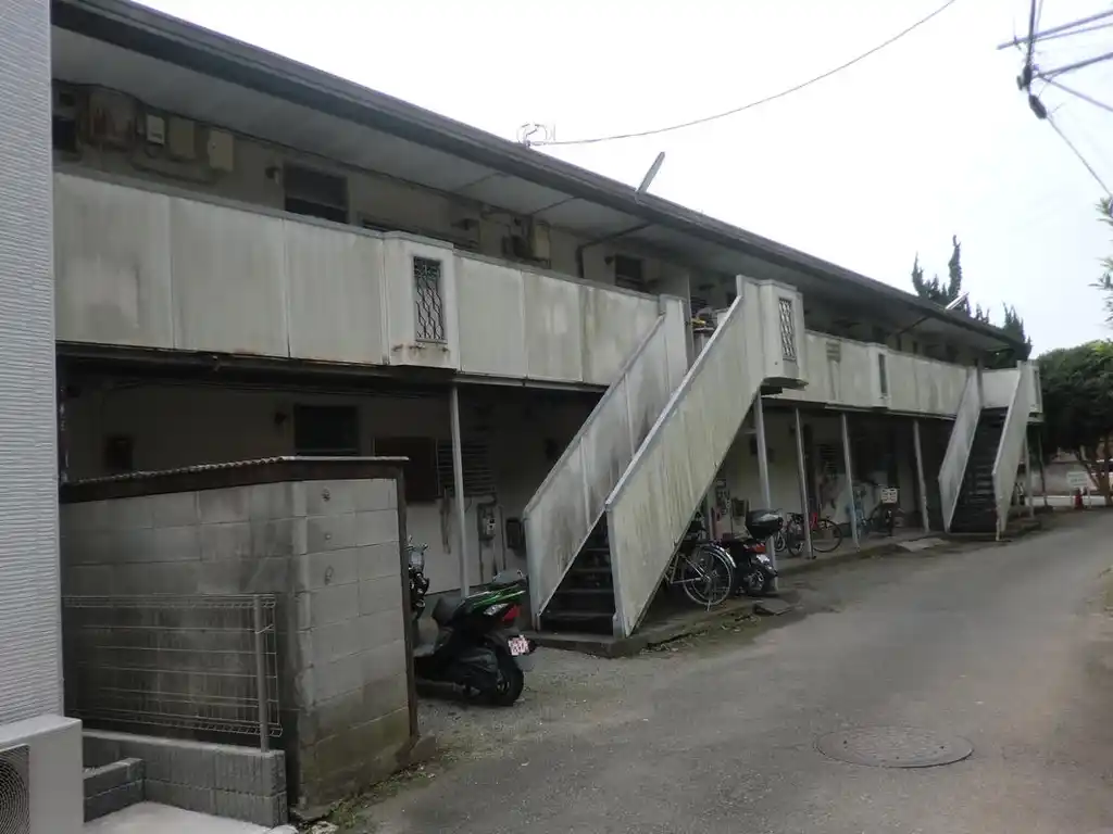 南山ハイツA 外観