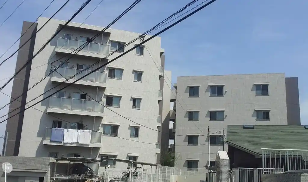 クレアホームズ向ヶ丘遊園 外観