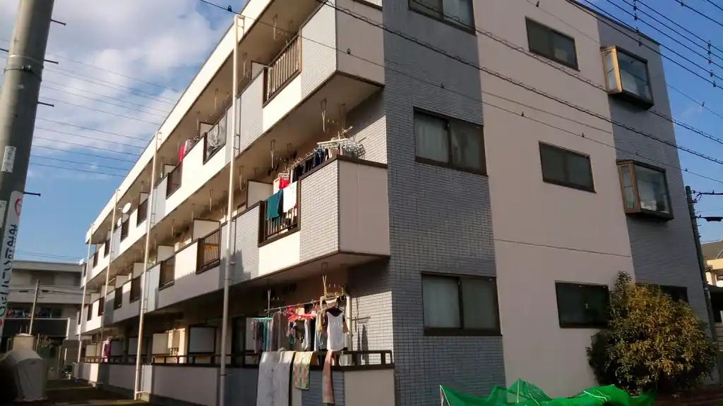 カーサV北越谷 外観