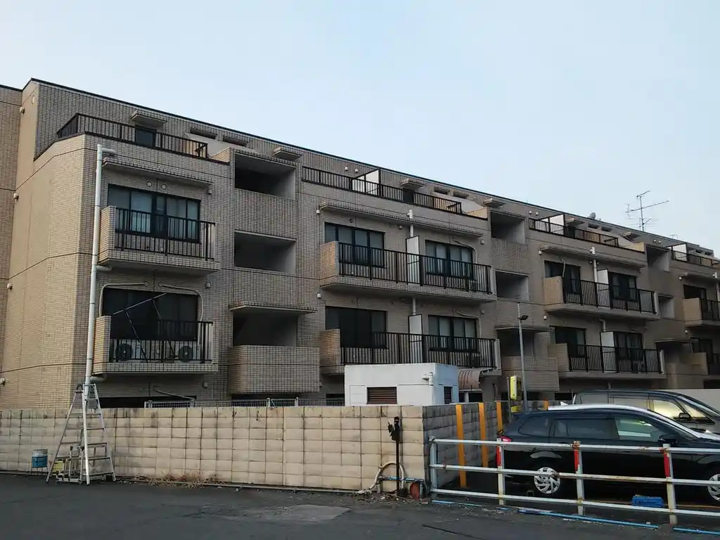ラフィーヌ横浜片倉町 外観