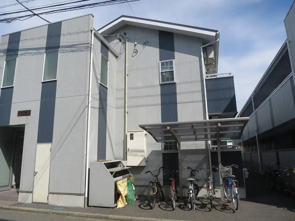 ロングインA 外観