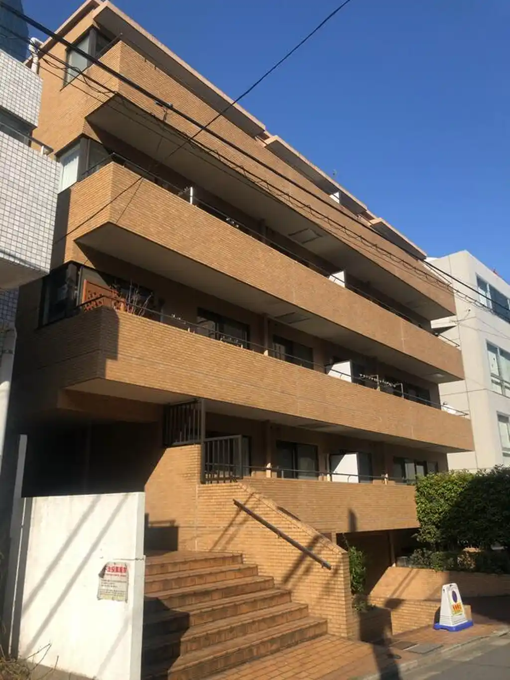 マノア六本木 外観