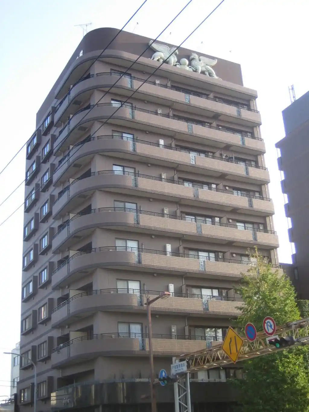 グリフィン横浜・ルミエール 外観