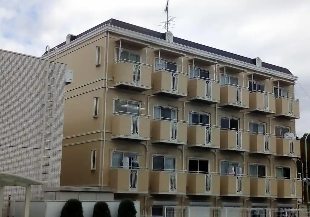 サンロード泉 外観