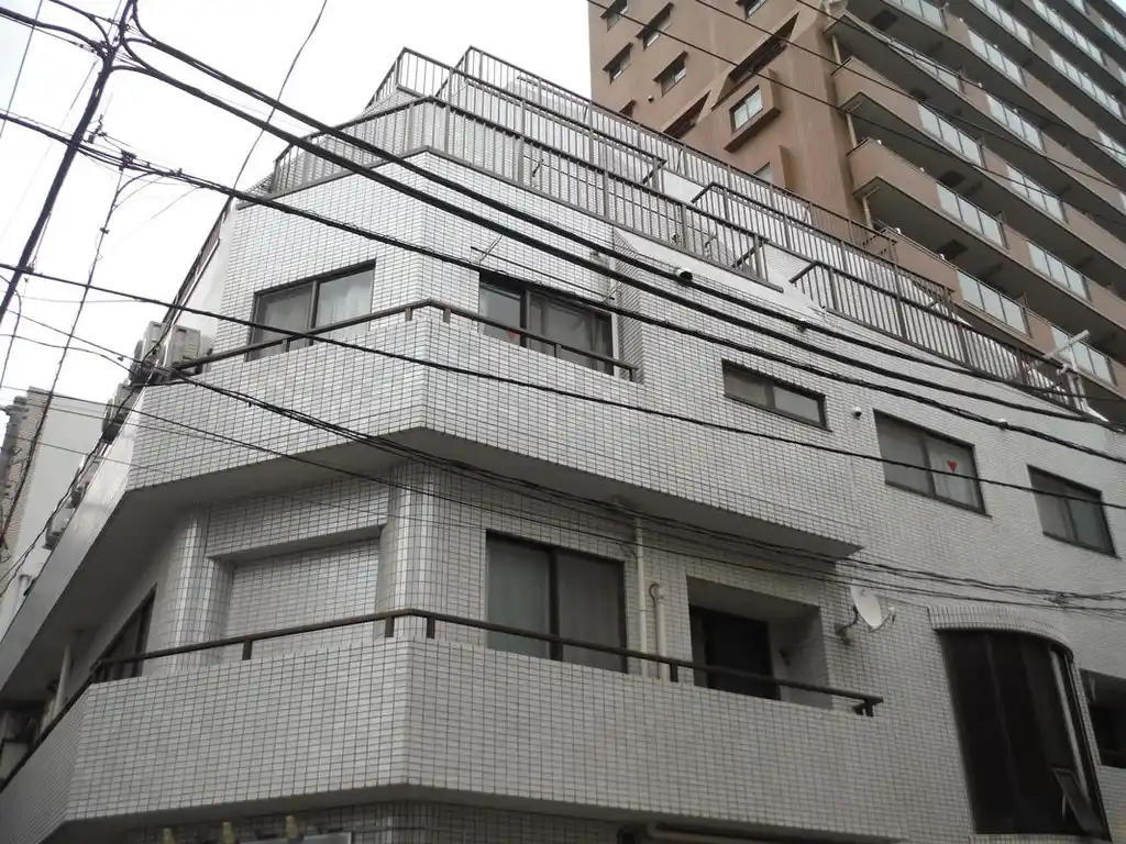 クリスタルハイツ 外観