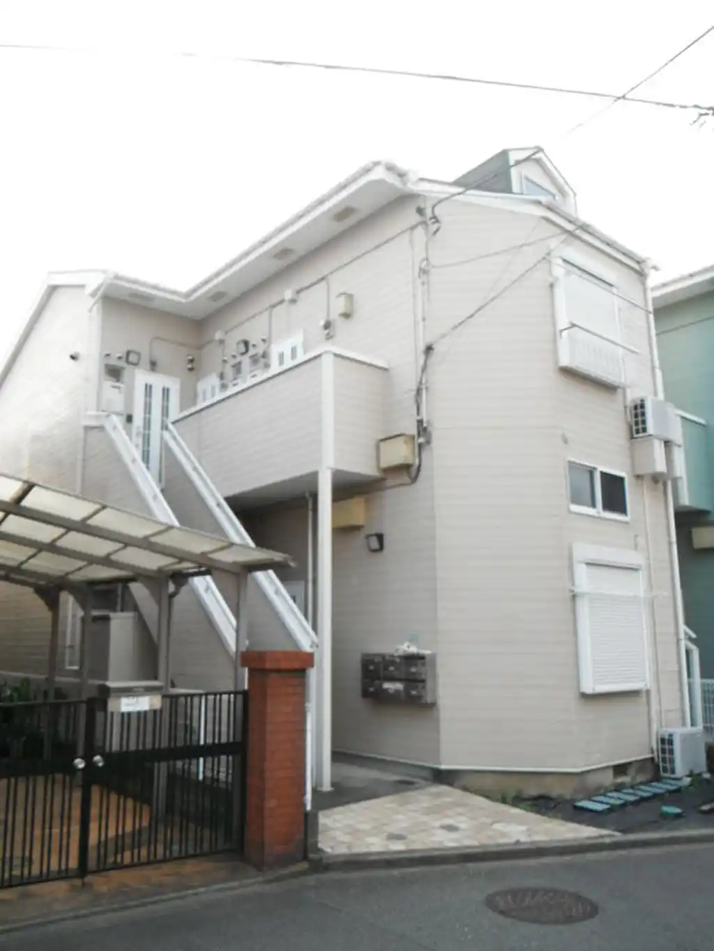 グッドウィル・ブラウン 外観