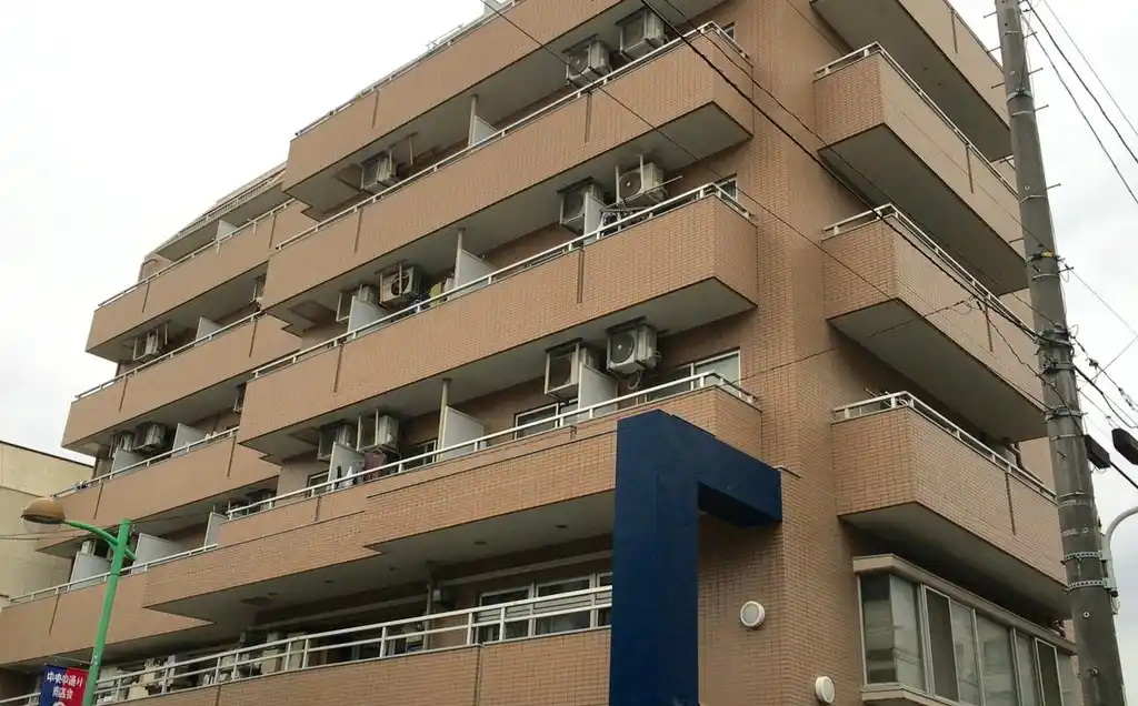 ロイヤルエクセレント学芸大 外観
