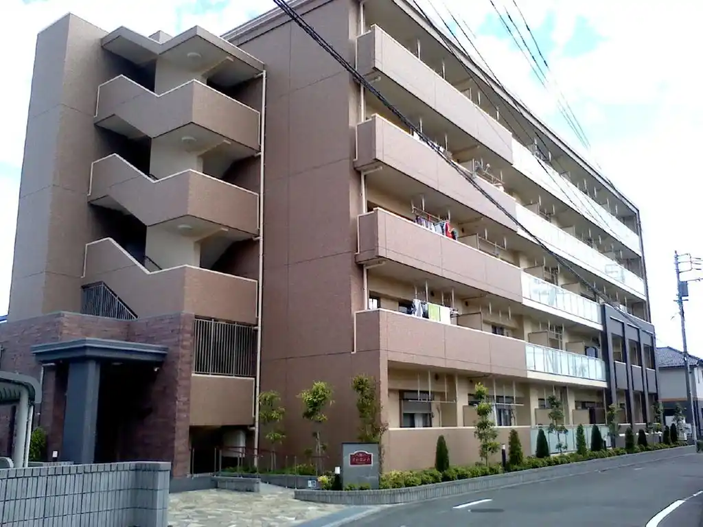 クレセント 外観