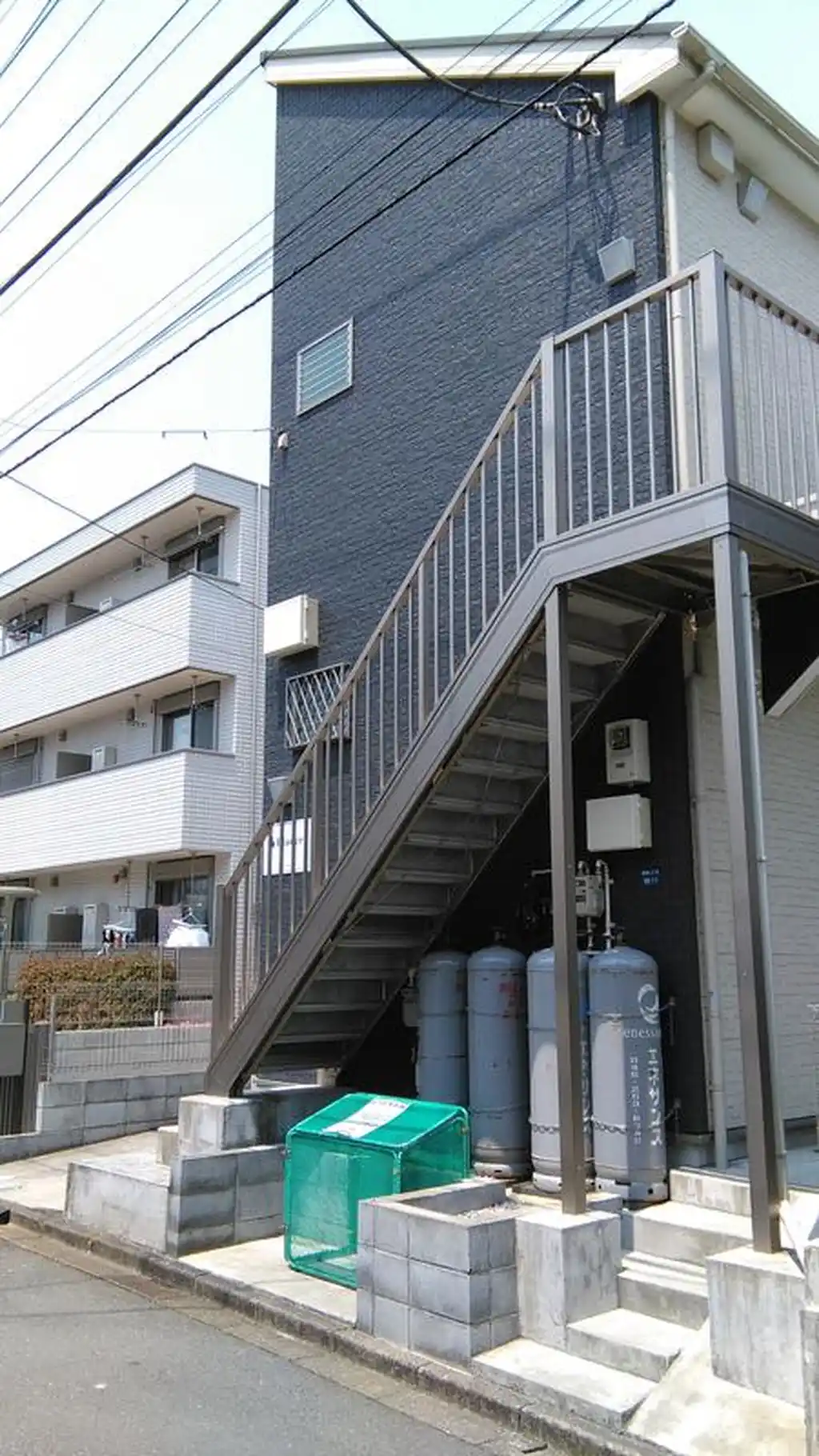 プラセール 外観